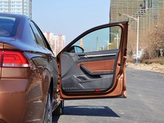 2015款 330TSI DSG 豪华版