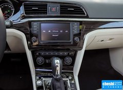 2015款 330TSI DSG 豪华版