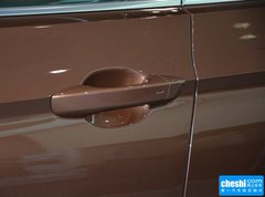 2015款 330TSI DSG 豪华版