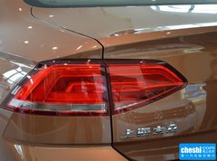 2015款 330TSI DSG 豪华版