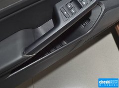 2015款 330TSI DSG 豪华版