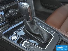 2015款 330TSI DSG 豪华版