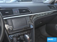 2015款 330TSI DSG 豪华版