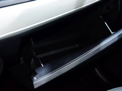 2015款 1.6L 手动 时尚版