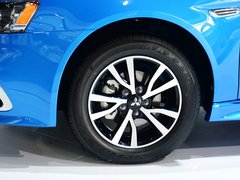 2015款 1.6L 手动 时尚版