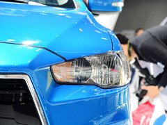 2015款 1.6L 手动 时尚版