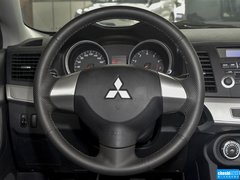 2015款 1.6L 手动 时尚版