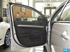 2015款 1.6L 手动 时尚版