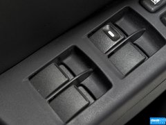 2015款 1.6L 手动 时尚版