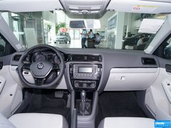 2015款 230TSI DSG 舒适型
