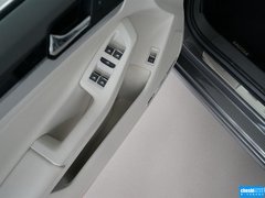 2015款 230TSI DSG 舒适型