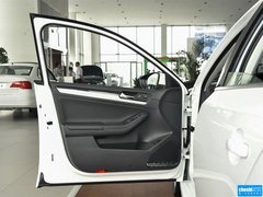 2015款 230TSI DSG 舒适型