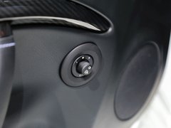 2015款 4.7L 自动 百年纪念版
