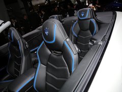 2015款 4.7L 自动 百年纪念版