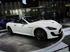 2015款 4.7L 自动 百年纪念版