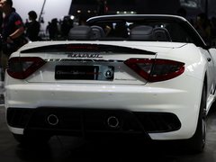 2015款 4.7L 自动 百年纪念版