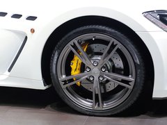 2015款 4.7L 自动 百年纪念版