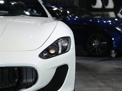 2015款 4.7L 自动 百年纪念版