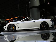 2015款 4.7L 自动 百年纪念版