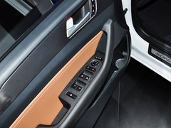 2015款 2.4L TOP旗舰型