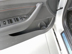 2015款 2.4L TOP旗舰型