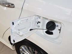2015款 1.6L 自动 乐享型
