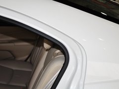 2015款 1.6L 自动 乐享型