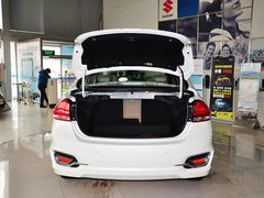 2015款 1.6L 自动 乐享型