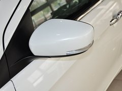 2015款 1.6L 自动 乐享型