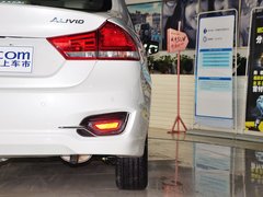 2015款 1.6L 自动 乐享型