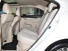2015款 1.6L 自动 乐享型