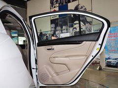 2015款 1.6L 自动 乐享型