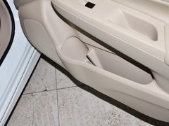 2015款 1.6L 自动 乐享型