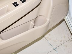 2015款 1.6L 自动 乐享型