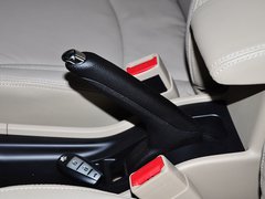 2015款 1.6L 自动 乐享型