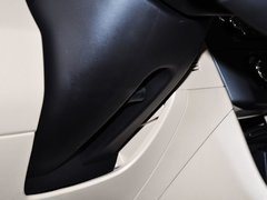 2015款 1.6L 自动 乐享型