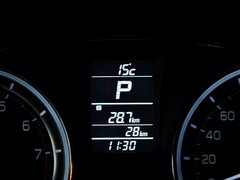 2015款 1.6L 自动 乐享型