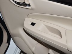 2015款 1.6L 自动 乐享型