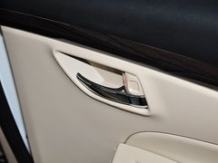 启悦 2015款 1.6L 自动 乐享型