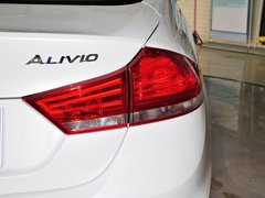 2015款 1.6L 自动 乐享型