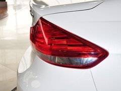2015款 1.6L 自动 乐享型