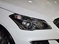 2015款 1.6L 自动 乐享型