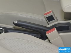 2015款 1.6L 自动 乐享型