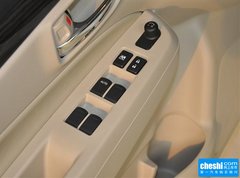 2015款 1.6L 自动 乐享型