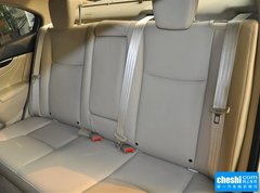 2015款 1.6L 自动 乐享型