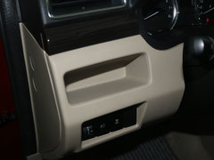 2015款 1.6L 自动 尊享型