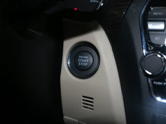 2015款 1.6L 自动 尊享型