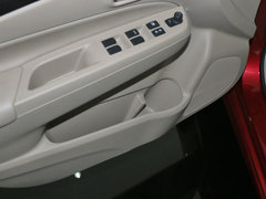 2015款 1.6L 自动 尊享型