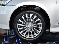2015款 1.6L 自动 尊享型
