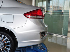 2015款 1.6L 自动 尊享型